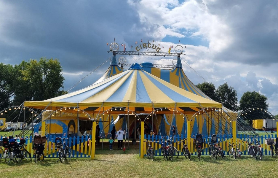 Circus Renz International bezoekt Eindhoven