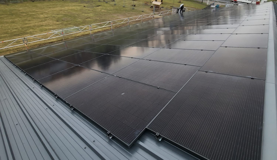 Naast daken ook zonnepanelen; BUPA Solar vult Van den Hurk & Doeze naadloos aan